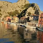 شقة Boho River And Sandy