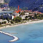 Boho River And Sandy * أوميس
