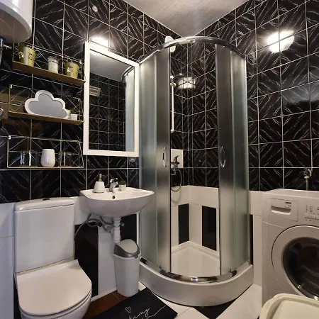 Beachfront Penthouse Boho דירה *