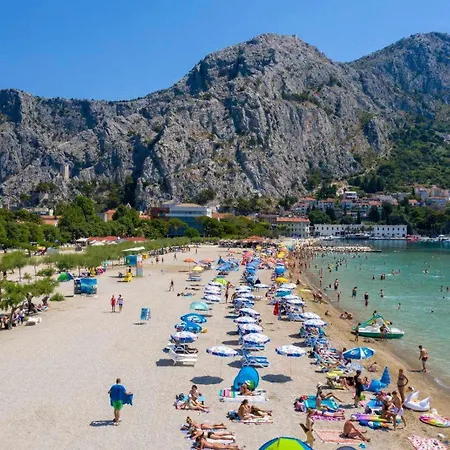 Beachfront Penthouse Boho * Omiš